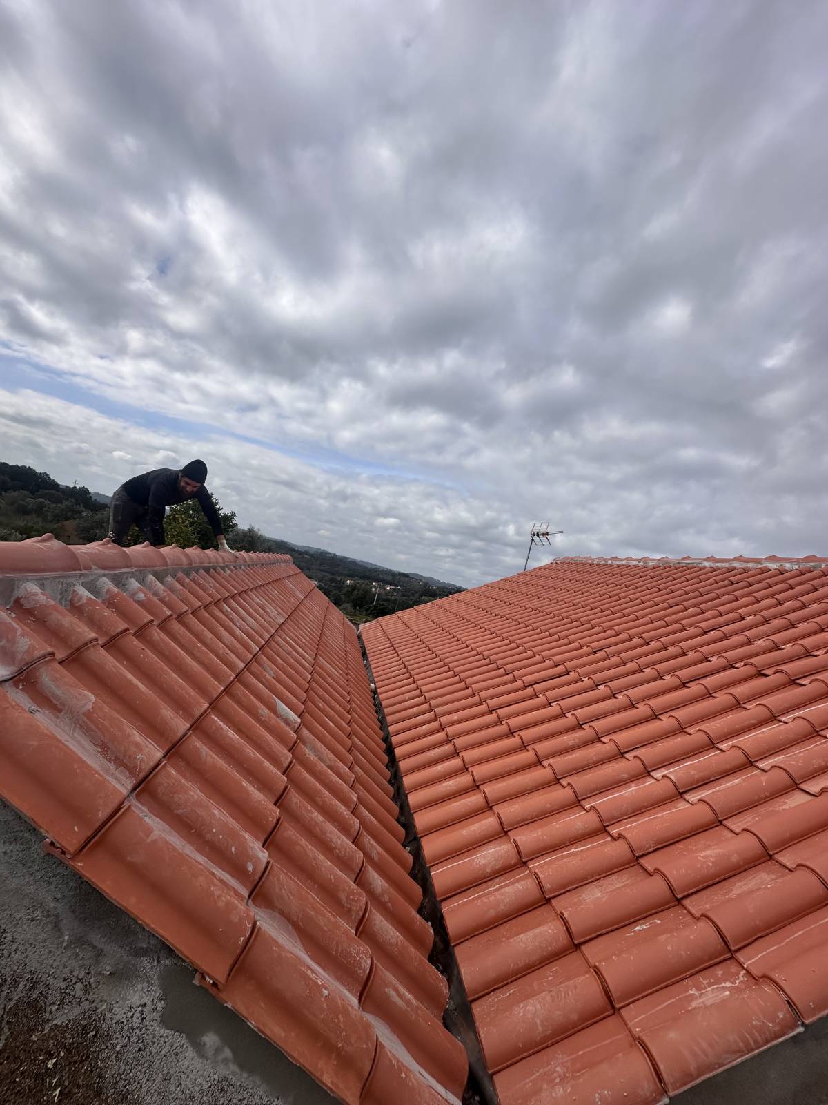 Fernando Pires - Sintra - Roof Installation or Replacement