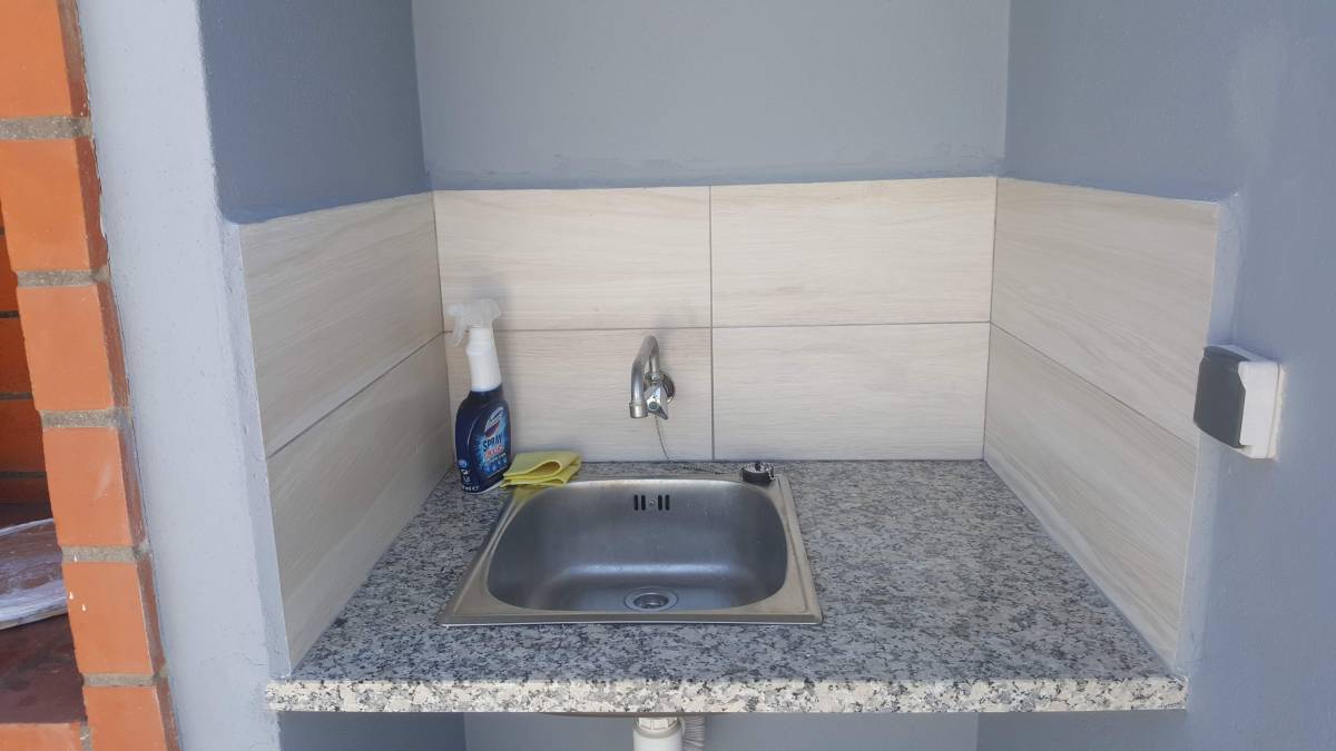 RP.pinturas - Lagos - Construção de Muro