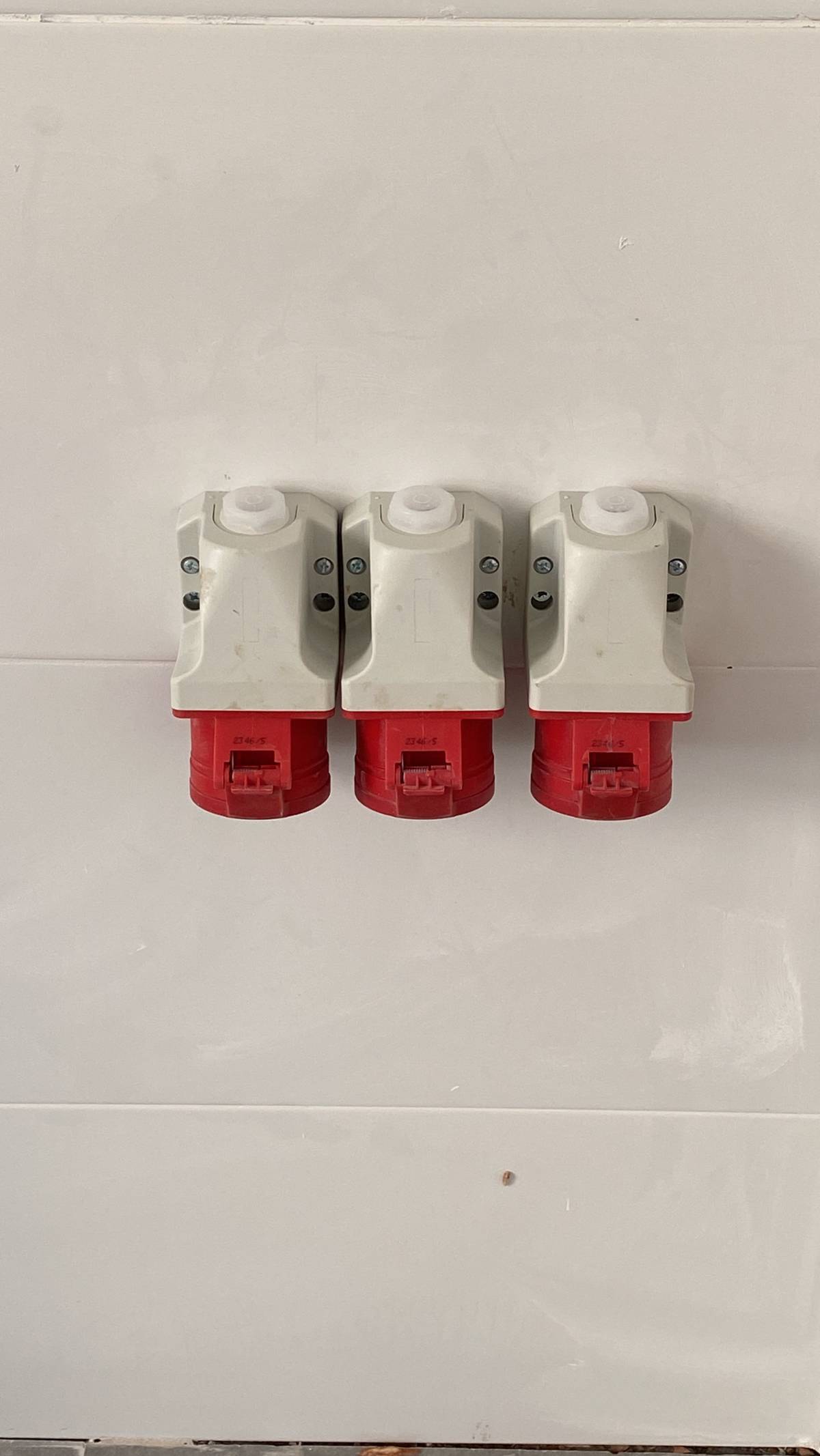Eletrofix - Sintra - Switch and Outlet Installation