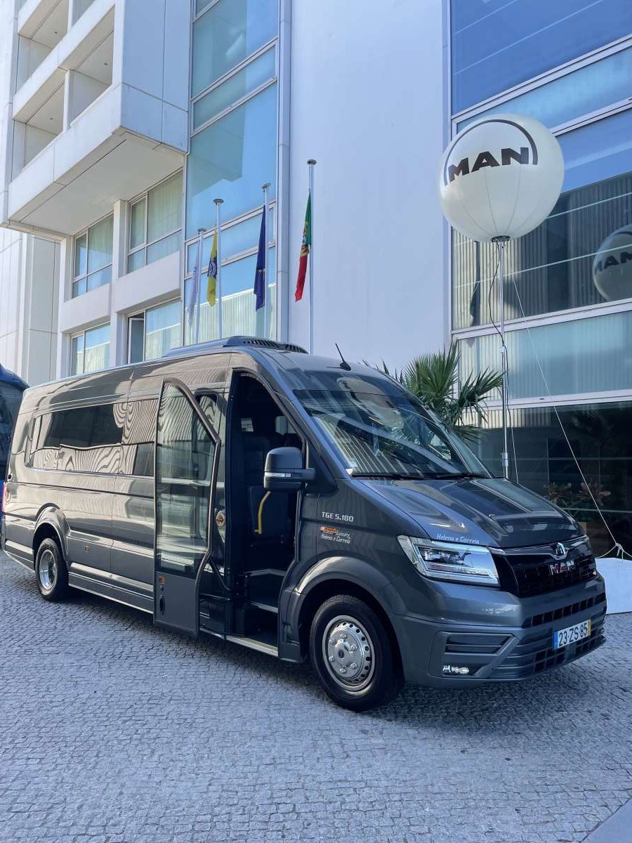 Transportes Heleno e Correia, Lda - Vila Real - Aluguer de Mini Autocarro