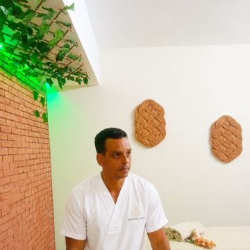Sr.Carvalho - Porto - Masajes de tejido profundo