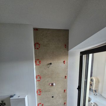 Pedreiro ladrilhador - Vila Franca de Xira - Nivellement de surfaces en béton