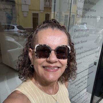 Neide - Setúbal - Apoio ao Domícilio e Lares de Idosos