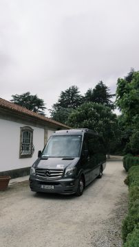 Transportes Heleno e Correia, Lda - Vila Real - Tours e Provas de Vinhos