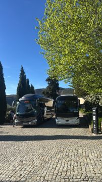 Transportes Heleno e Correia, Lda - Vila Real - Aluguer de Autocarro para Festas