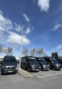 Transportes Heleno e Correia, Lda - Vila Real - Aluguer de Viaturas