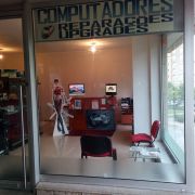 Arnaldo Lúcio - SOS PC - Porto - Reparação de Telemóvel ou Tablet