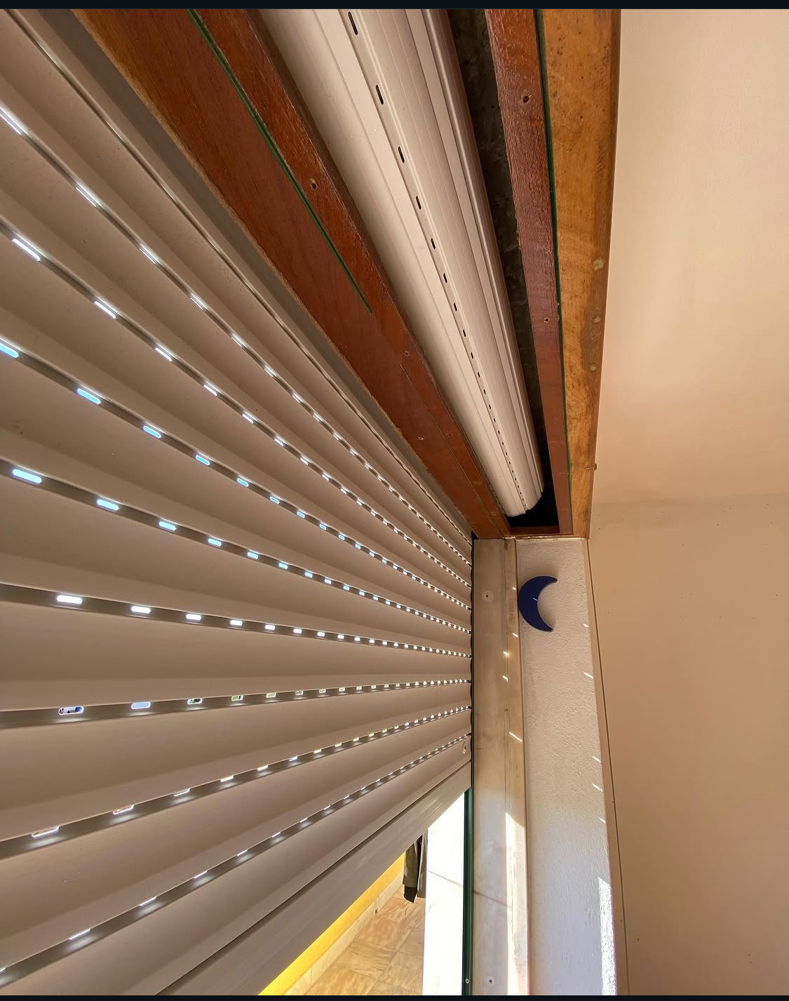 Tomas - Sintra - Installation / remplacement de rideaux