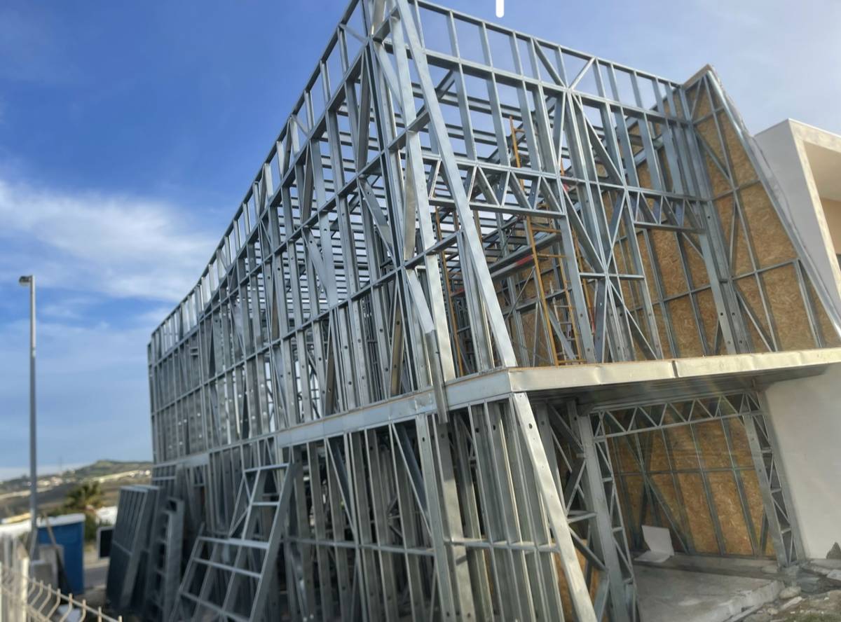 WU DRY CONSTRUCTION ( steel Frame construção em aço leve - Amadora - Instalação ou Substituição de Telhado