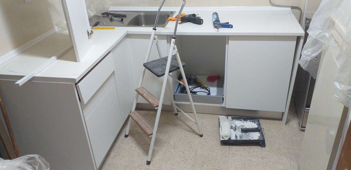 David Hwongona - Cascais - Rohrleitungen im Außenbereich reparieren oder warten