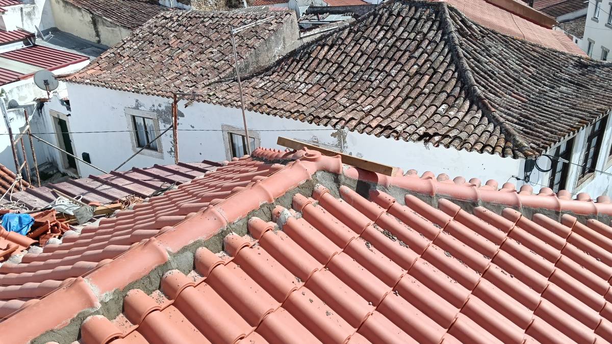 Antonio Covas - Cascais - Reparação ou Manutenção de Canalização Exterior