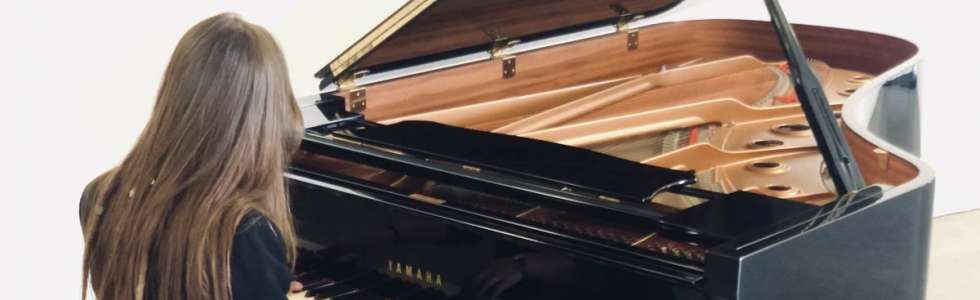 Klaudia van Eenbergen - Coimbra - Piano Lessons