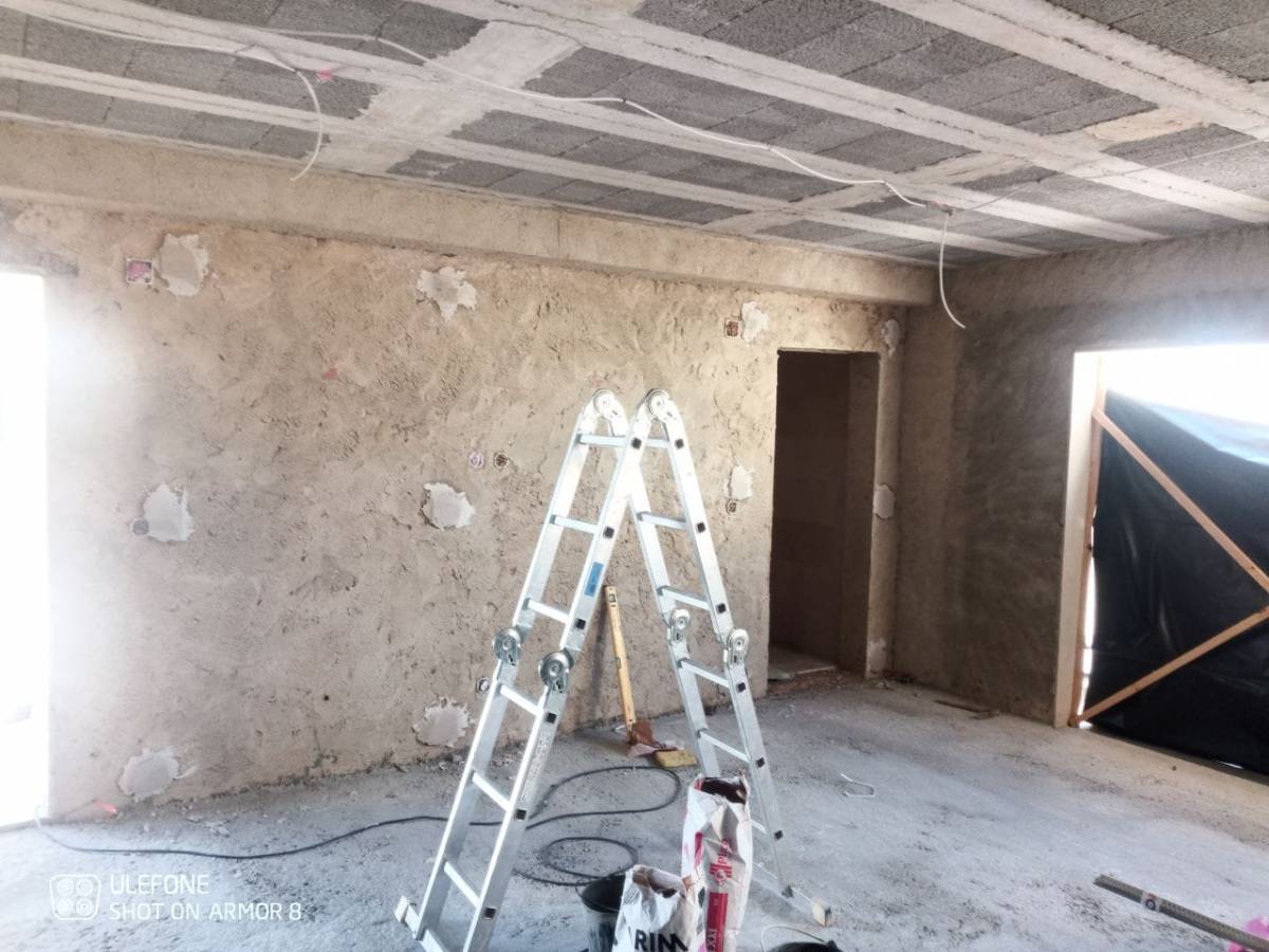 Pintor interno e esterno do começo ao acabamento - Sobral de Monte Agraço - Isolamento Interior
