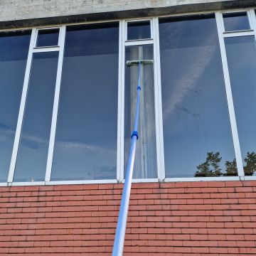 Limpeza de vidros Braga - Braga - Limpeza de Espaço Comercial
