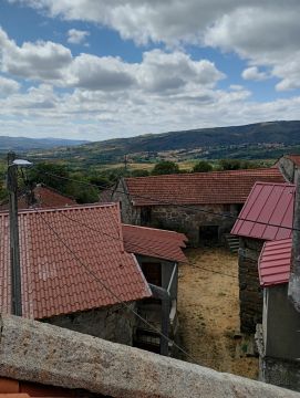 Brazuca limpa telhas - Montalegre - Hausputz