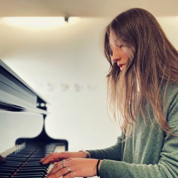 Klaudia van Eenbergen - Coimbra - Music - Other Instruments