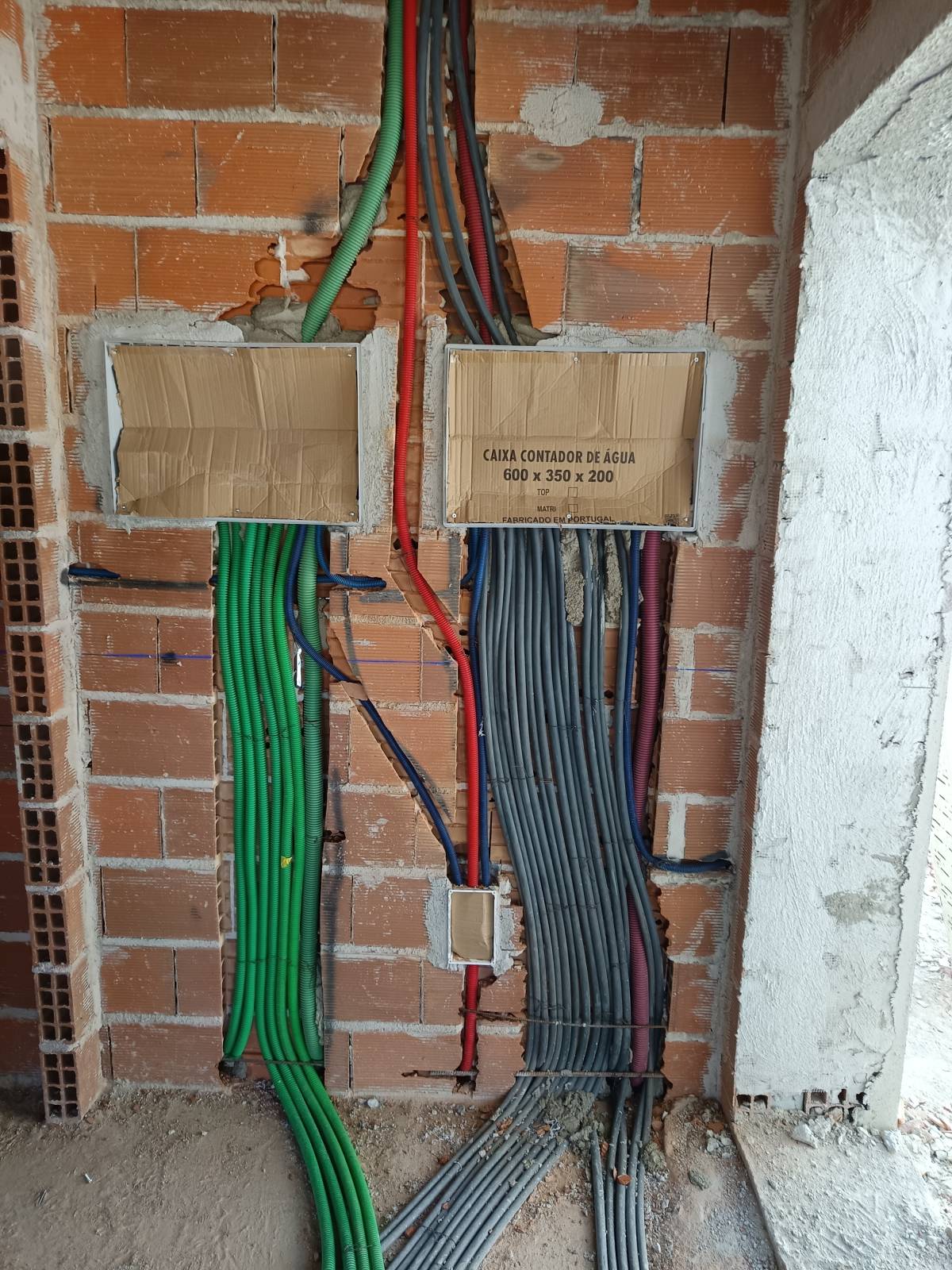 Rodrigo Souza técnico - Tomar - Fan Installation