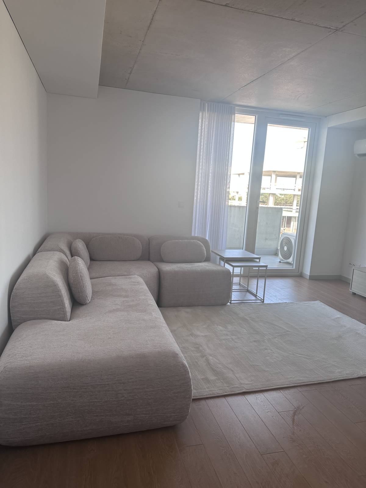 Veridiana Santos - Aveiro - Limpeza de Cortinas e Cortinados