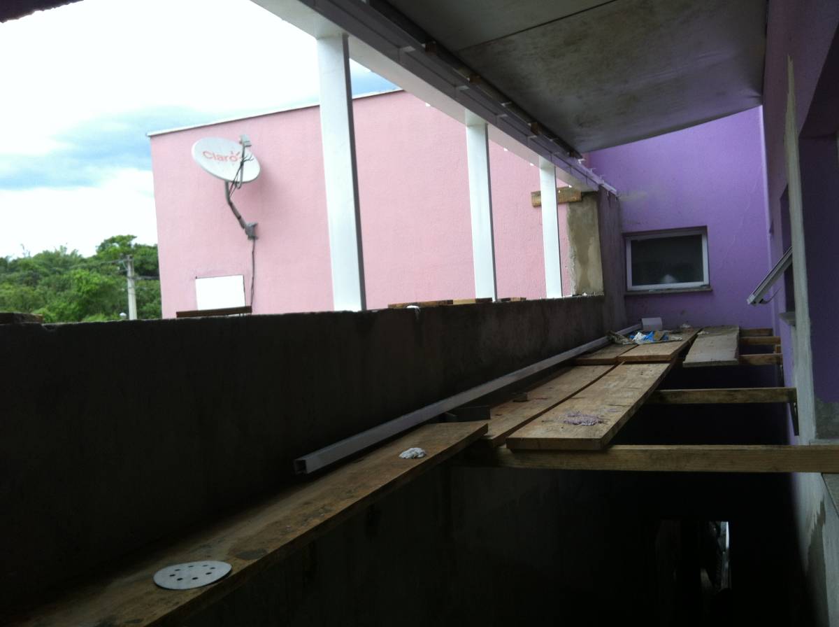 Gabriel fanzeres - Caminha - Installation de cloisons en plaques de plâtre