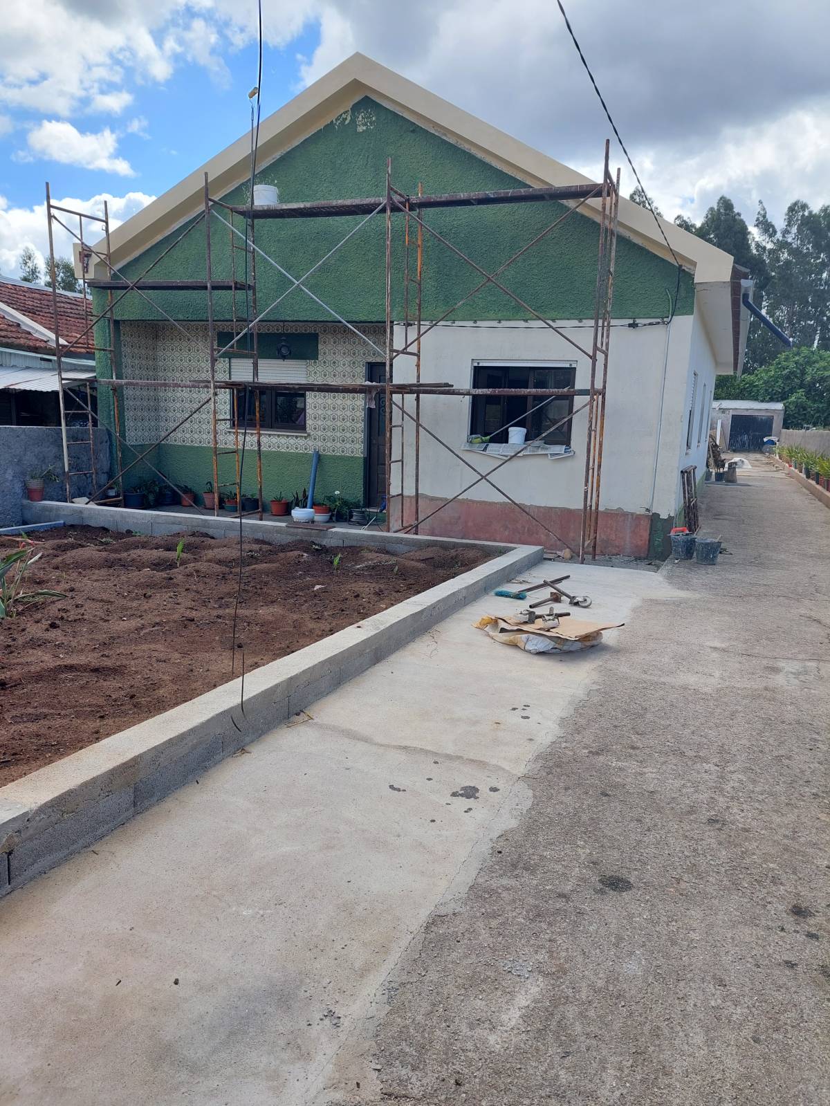Fábio Chipelo - Murtosa - Floor Tiling
