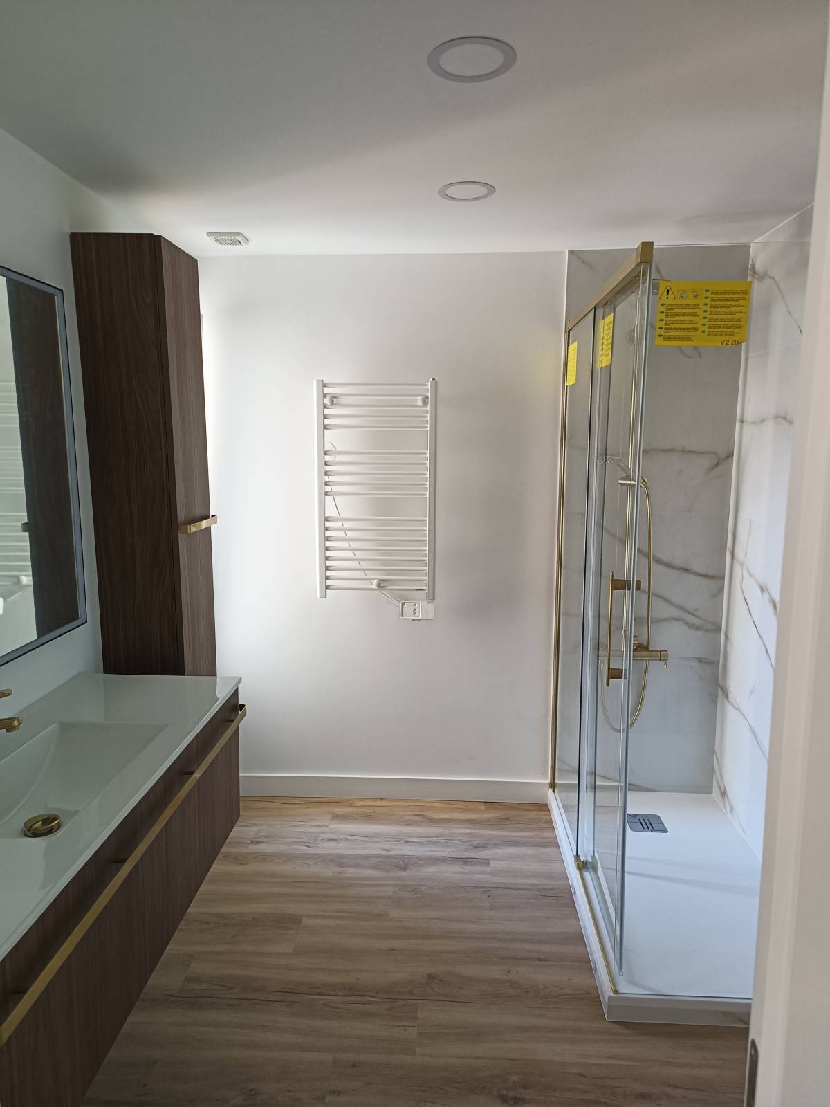 HomeBuildConstruções - Vila Franca de Xira - Instalação de Pavimento em Pedra ou Ladrilho