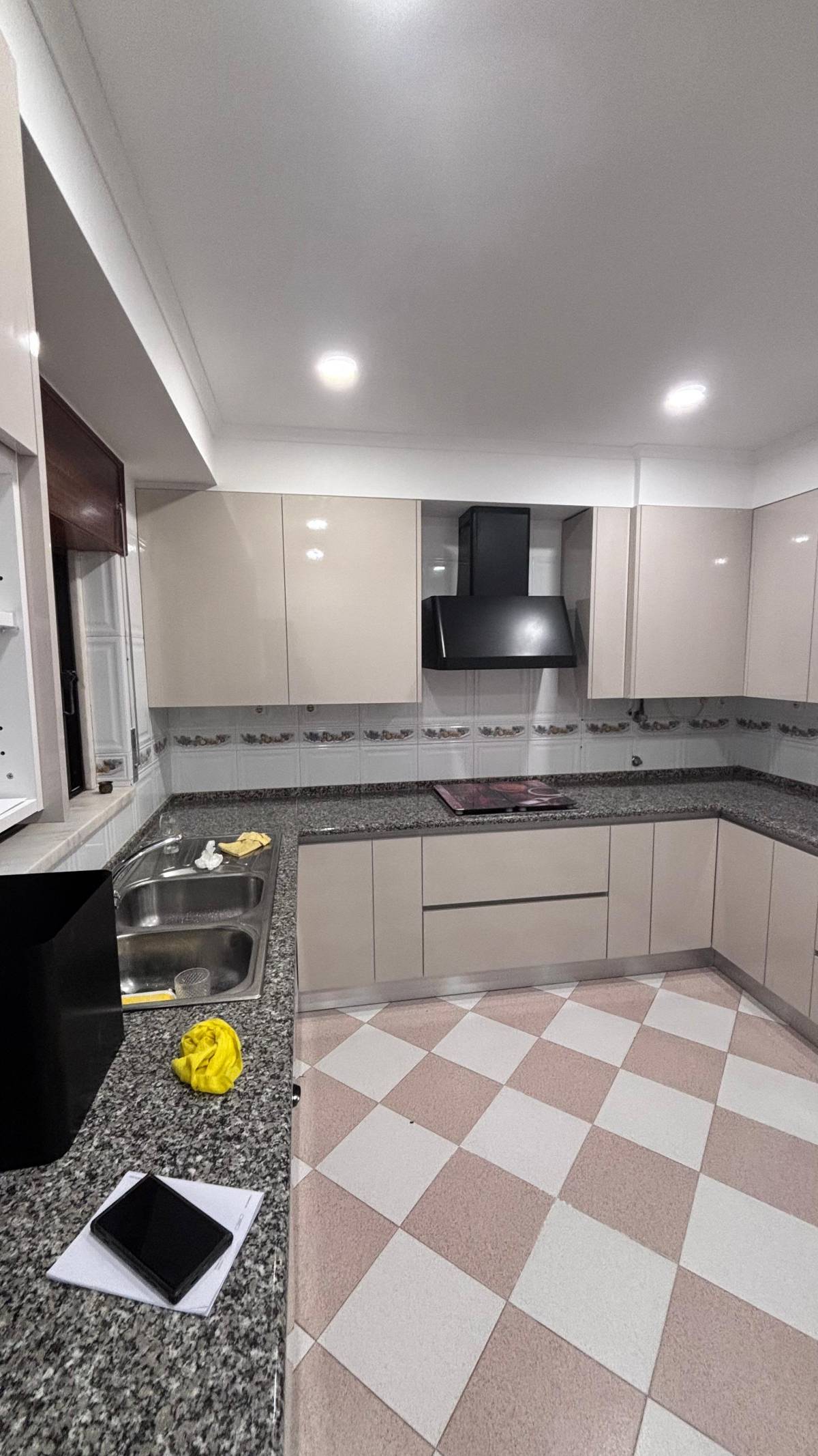 MP Pinturas - Seixal - Bathroom Remodel