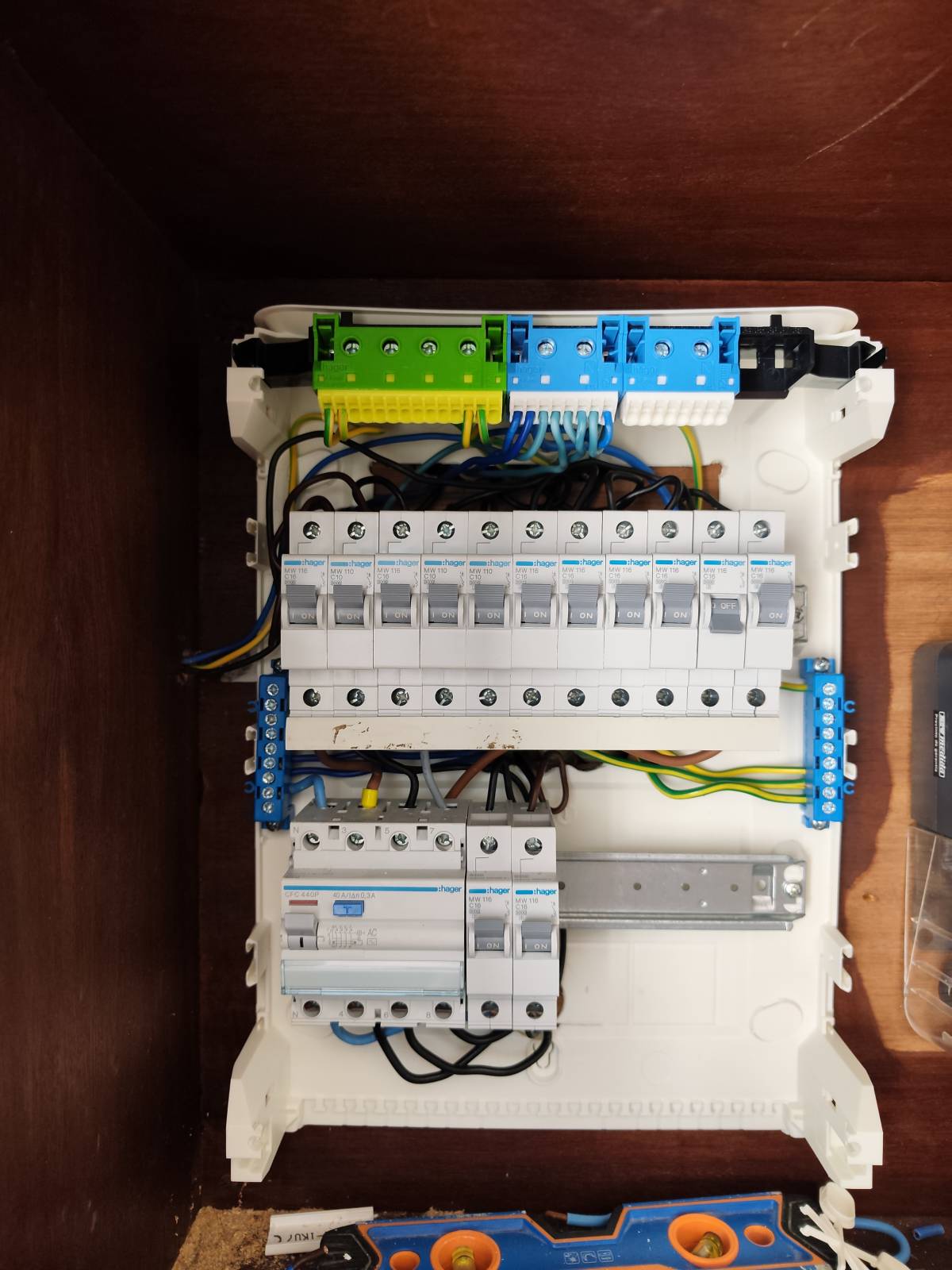 Alexandre Neves - Torres Vedras - Circuit Breaker Panel or Fuse Box Installation