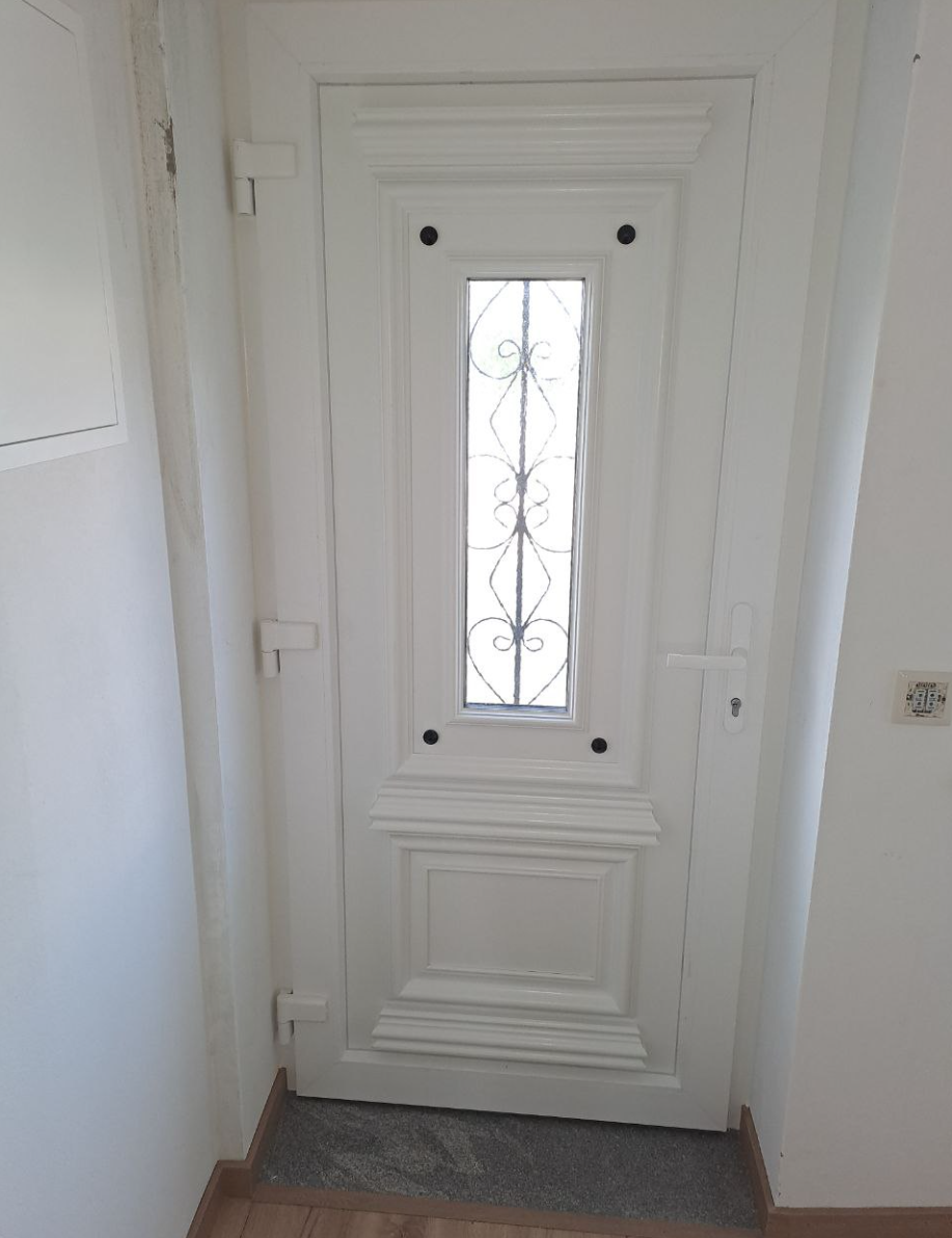 Lisboa Pvc - Sintra - Fensterladen montieren