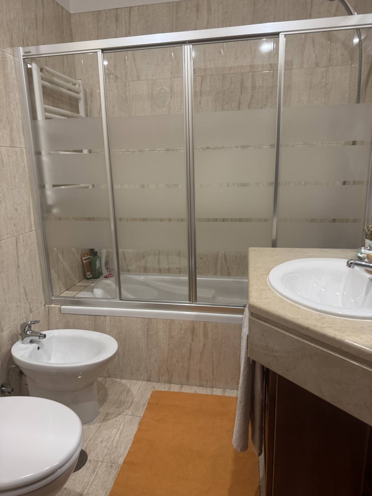 Sheurly limpeza - Loures - Empregada Doméstica