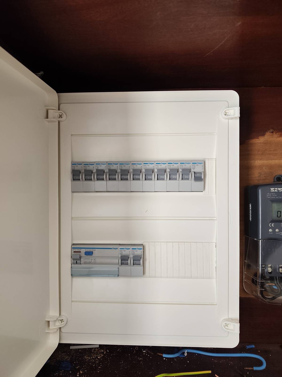 Alexandre Neves - Torres Vedras - Switch and Outlet Repair