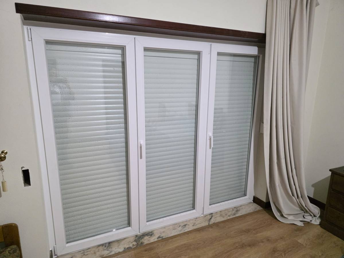 Lisboa Pvc - Sintra - Balkonverglasung montieren