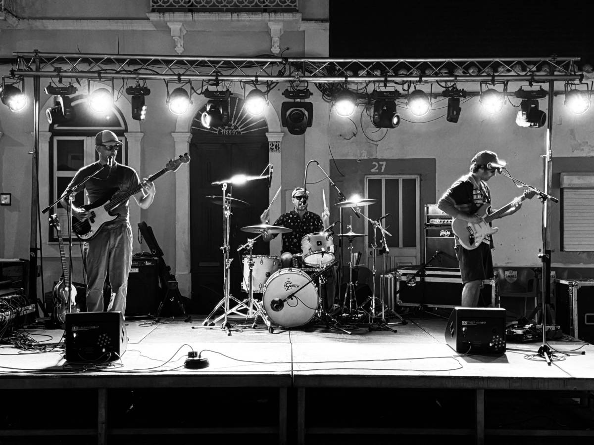 Eustáquio Sound Máchine - Lisboa - Entretenimiento con banda de música