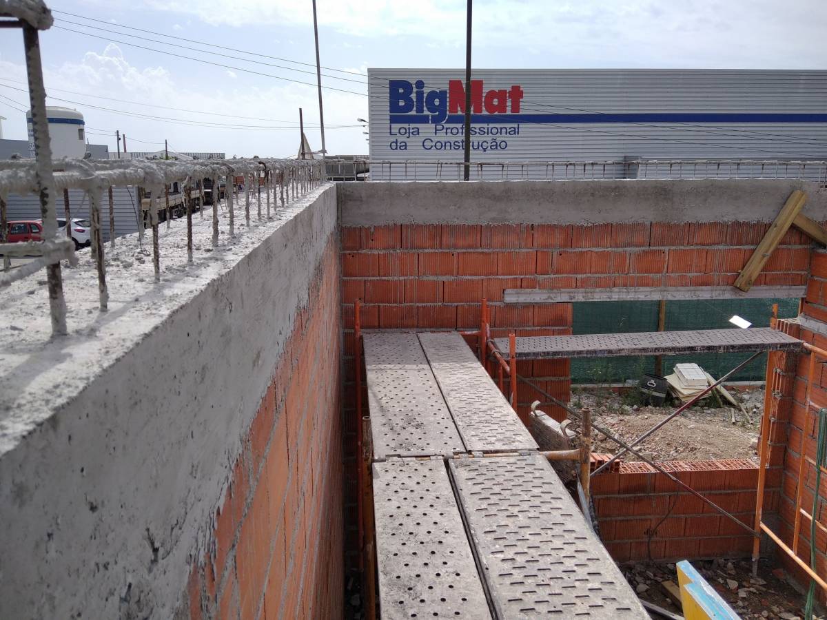 DSVConstruçõesLda. - Évora - Railing Repair