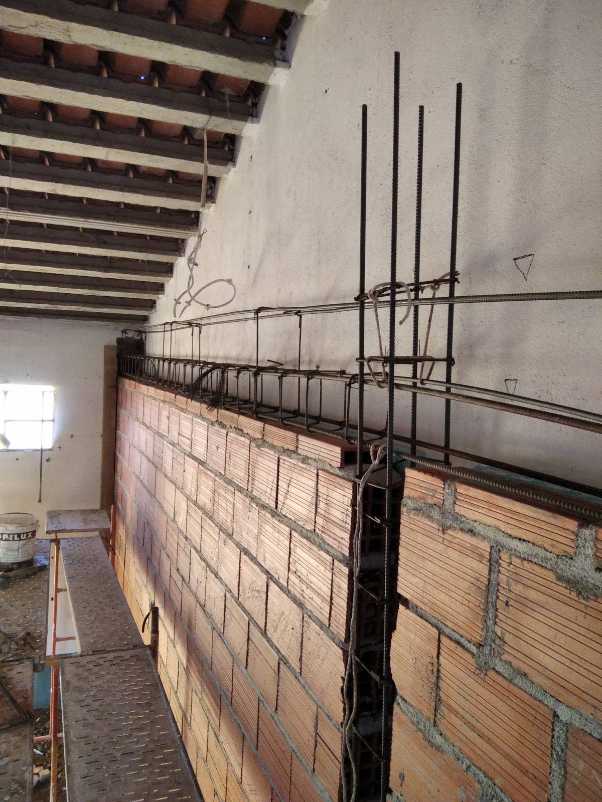 DSVConstruçõesLda. - Évora - Stucco Application
