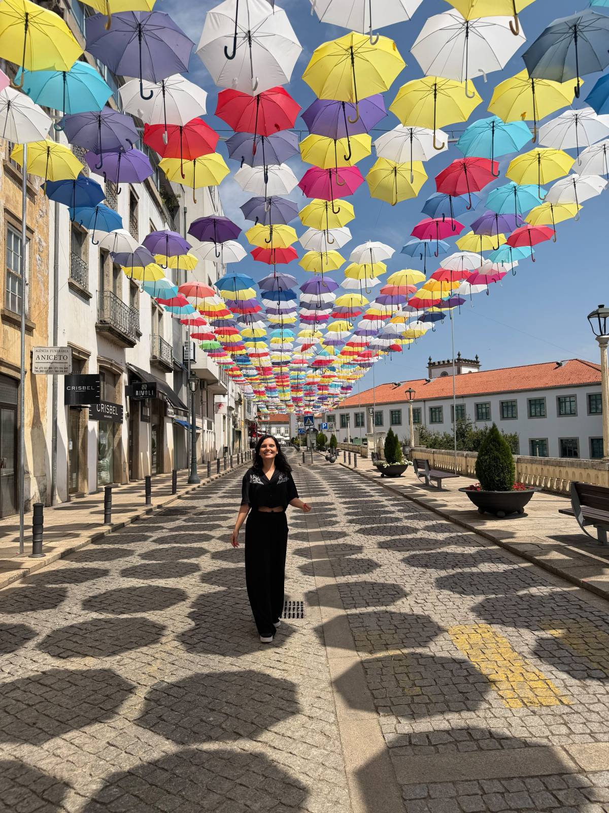 Laura Del Valle Acevedo - Bragança - Hebräisch Übersetzung