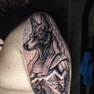 Raphael Madeira - Tatuador - Tavira - Boutiques de piercing