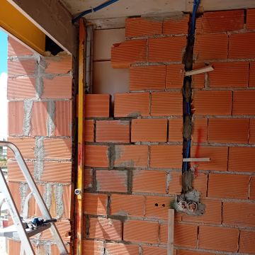 Hugo Silva - Nazaré - Adiciones y remodelaciones