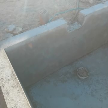 Hugo Silva - Nazaré - Instalación de suelos de baldosas o piedras