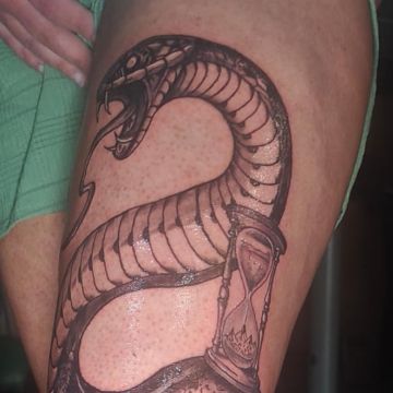 Raphael Madeira - Tatuador - Tavira - Boutiques de piercing