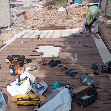 Silente fronteira carpentry lda - Albufeira - Floor Tiling