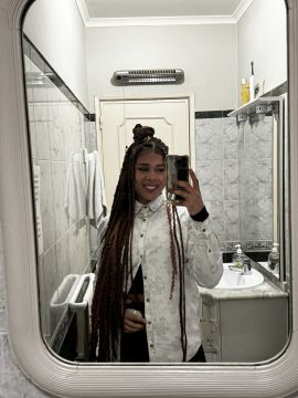 Bianca Nunes - Lisboa - Hebrew Translation