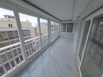 Lisboa Pvc - Sintra - Balkonverglasung montieren