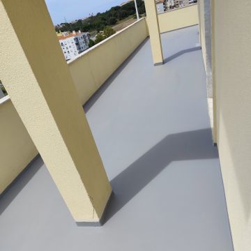 Liebelt Service - Sesimbra - Roof Cleaning