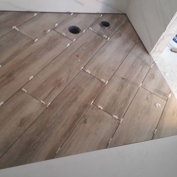 DSVConstruçõesLda. - Évora - Hardwood Floor Repair or Partial Replacement
