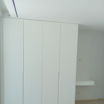 Silente fronteira carpentry lda - Albufeira - Vinyl or Linoleum Repair or Partial Replacement