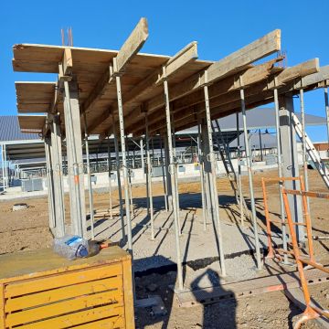 David - Viana do Alentejo - Réparation d'armoires