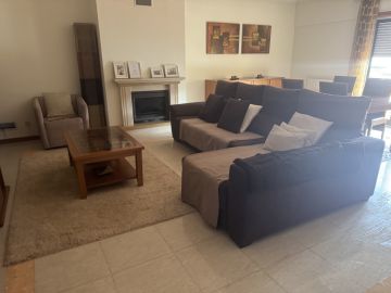 Sheurly limpeza - Loures - Empregada Doméstica