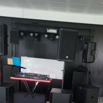 Guiri Guiri eventos Montagem de som e iluminação para festas. - Moita - Beleuchtung und Lichttechnik für Events mieten