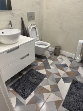 Sheurly limpeza - Loures - Empregada Doméstica