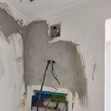 Alexandre Neves - Torres Vedras - Electricians